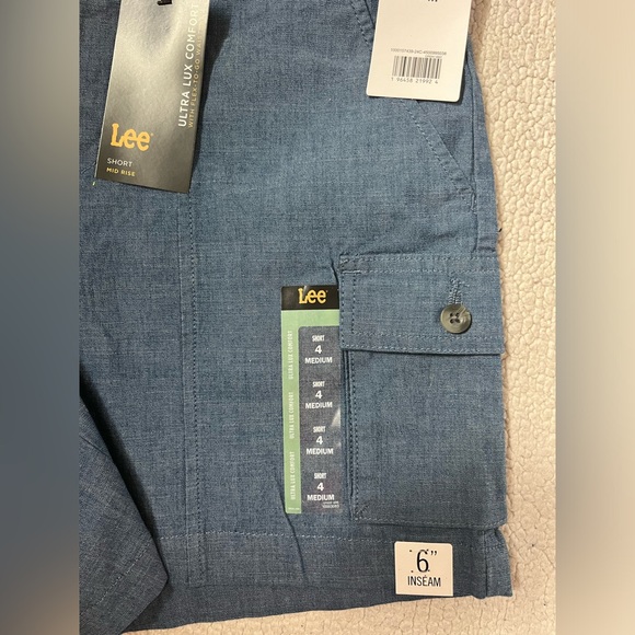 NWT LEE MID RISE CHAMBRAY COMFORT SHORTS SIZE 4 / M WOMENS - Picture 5 of 8